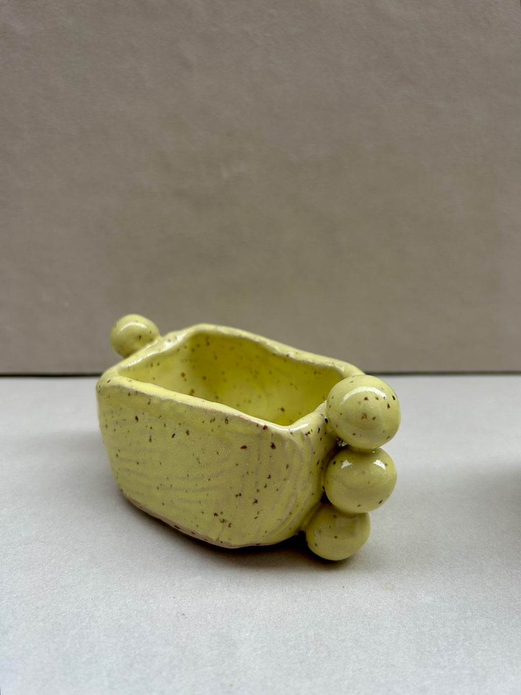 Chartreuse Bobble Pot